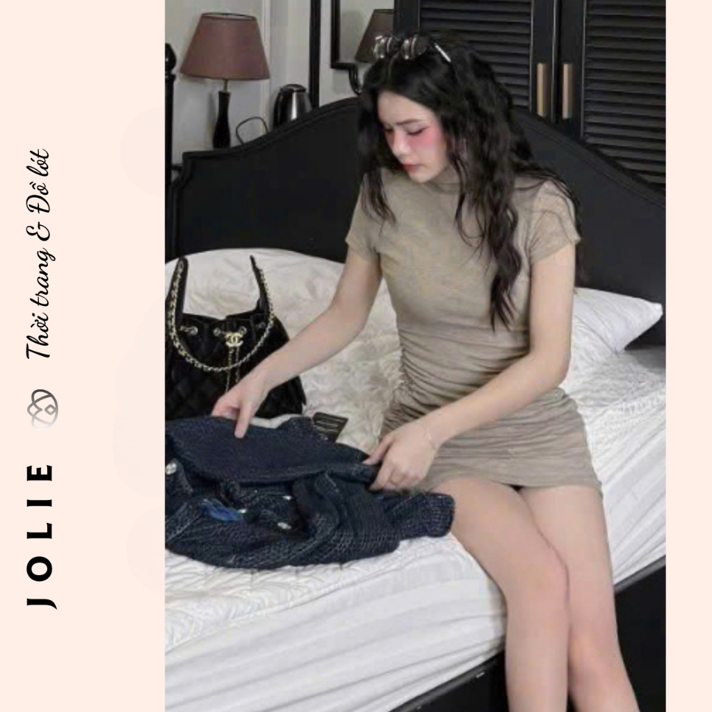 Váy bodycon xếp ly thun gân cổ cao