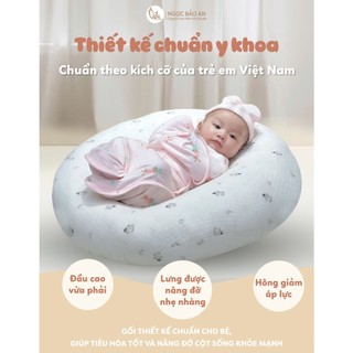 M&B (70x75cm) Gối chống trào ngược NGỌC BẢO AN, lớp gòn mềm mại, êm dịu khi bé tiếp xúc và tránh nôn trớ cho bé