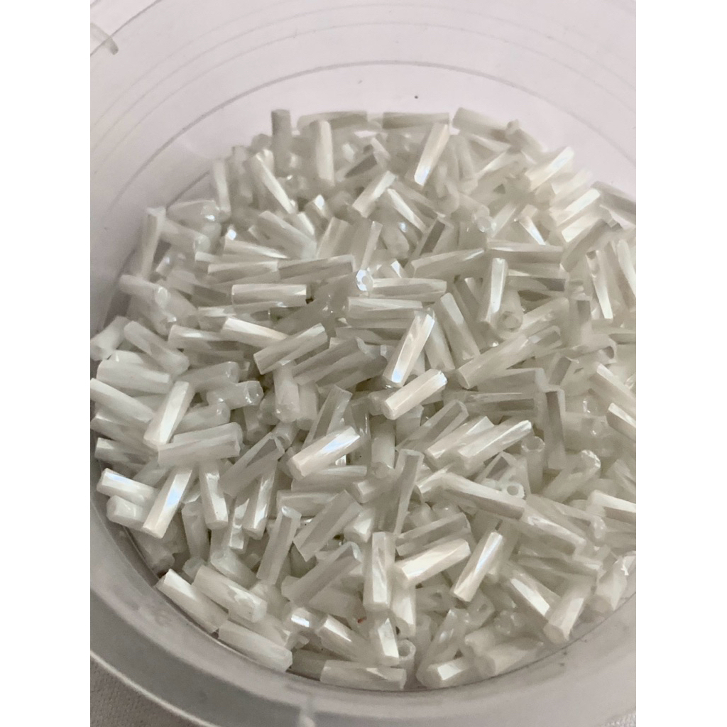 Cườm trúc xoắn 2×6mm túi 30gram