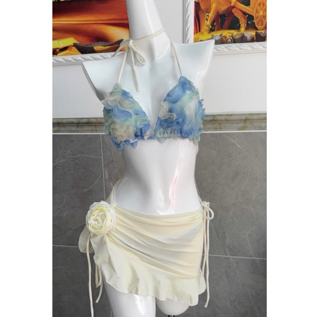 bikini hoa hồng xu hướng