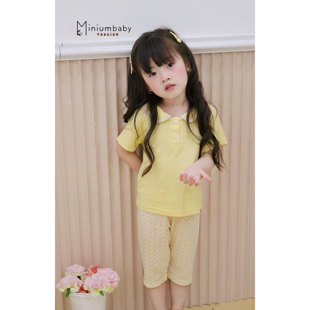 Set bộ cộc tay cổ sen bé gái Miniumbaby dáng quần lửng, thiết kế điệu đà, chất cotton mềm mát SB2151