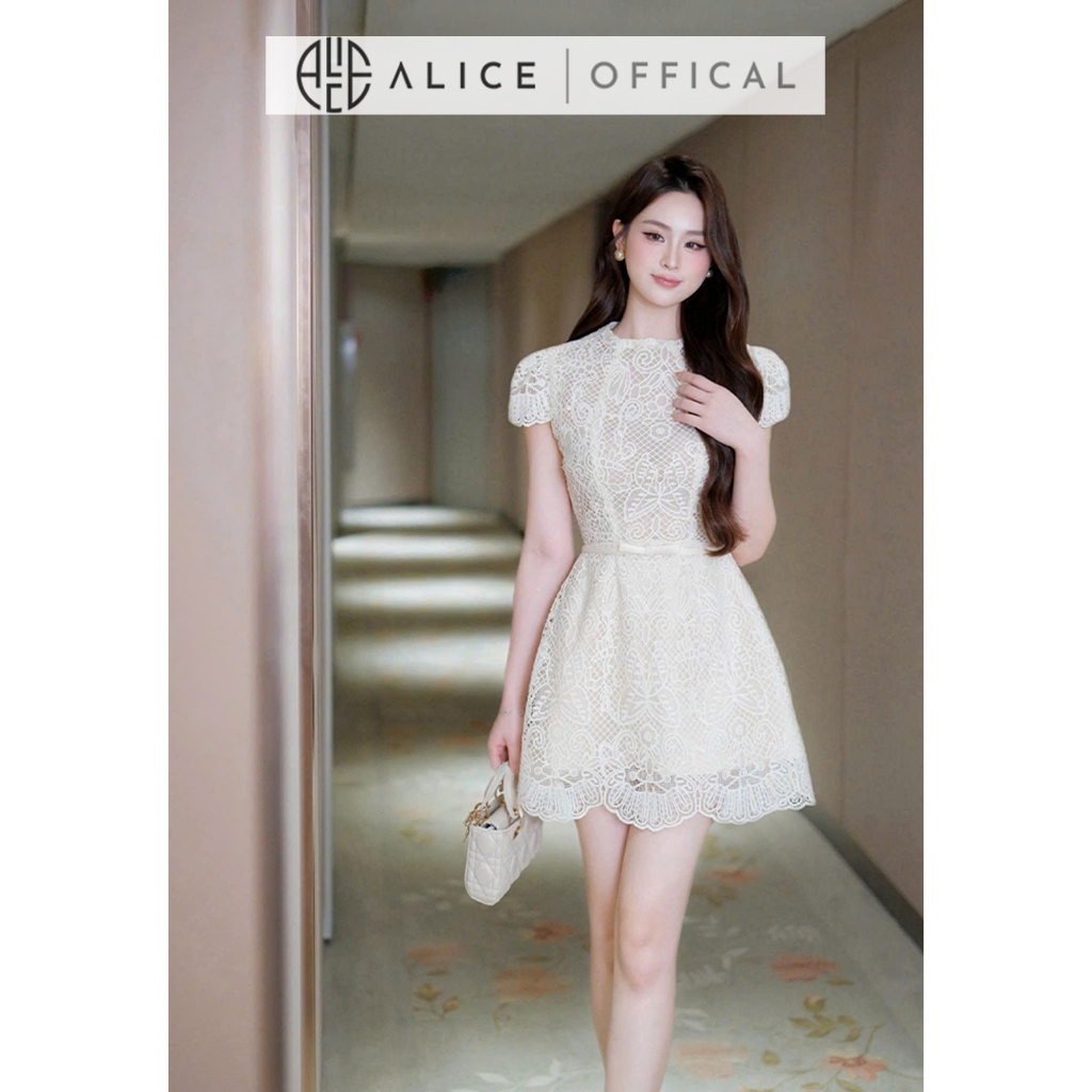 Váy Dự Tiệc Tiểu Thư Alice Chất Ren Mềm, Đầm Ngắn Chữ A Cổ Tròn Tay Ngắn Bồng Nữ Tính Đính Nơ Eo V1409