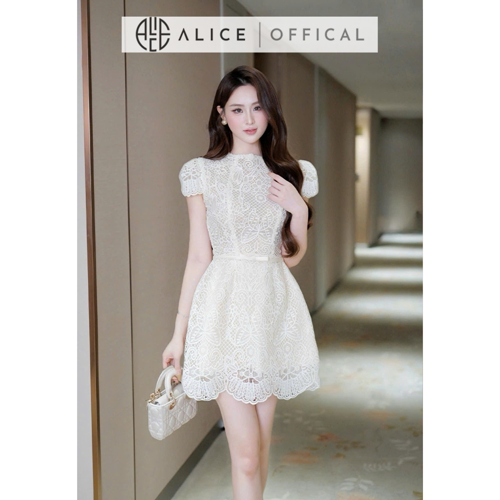 Váy Dự Tiệc Tiểu Thư Alice Chất Ren Mềm, Đầm Ngắn Chữ A Cổ Tròn Tay Ngắn Bồng Nữ Tính Đính Nơ Eo V1409