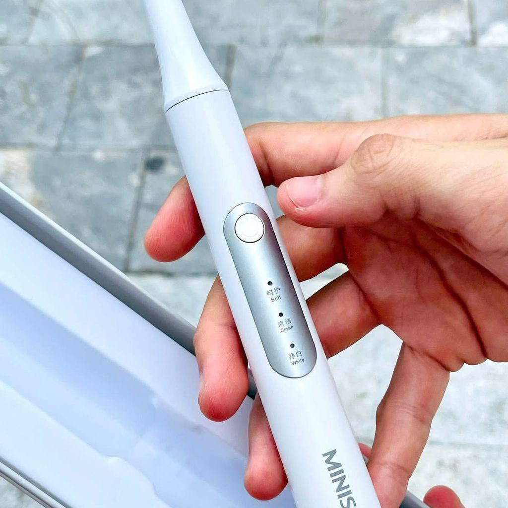 Bàn chải điện MINISO, chống nước IPX7, 3 chế độ, rung sóng âm