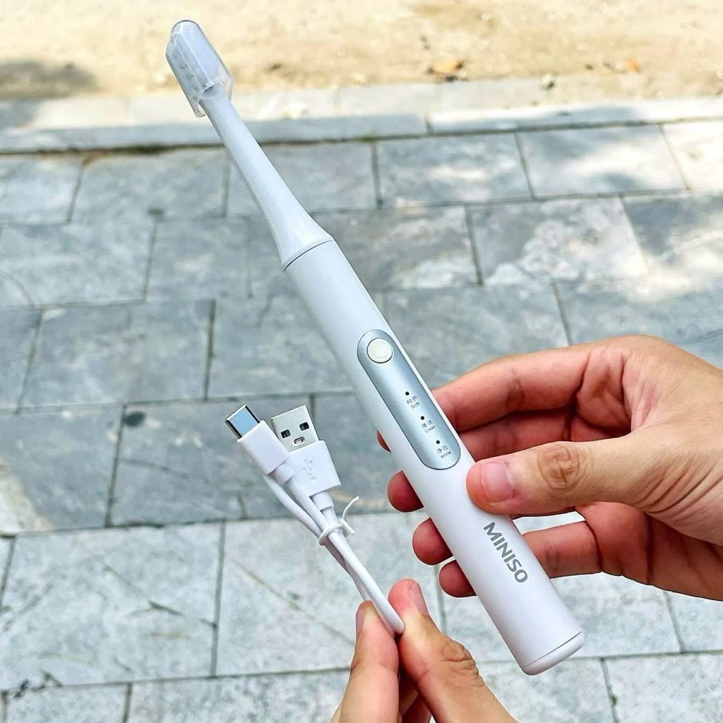 Bàn chải điện MINISO, chống nước IPX7, 3 chế độ, rung sóng âm