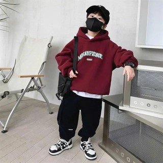 Set bộ quần áo bé trai 7-47kg mẫu BỘ Thể Thao chất liệu cotton mềm mịn thoáng mát. Thiết kế đẹp cá tính, năng động.