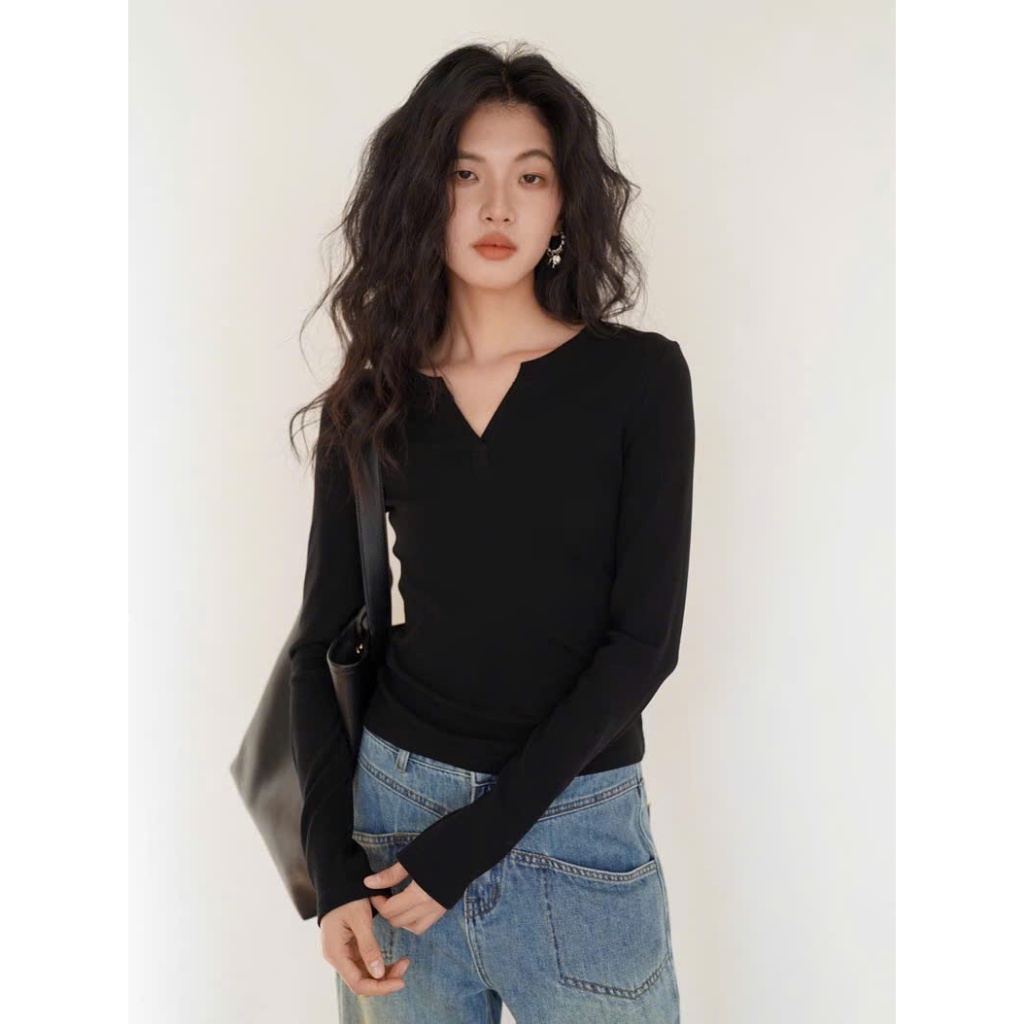 Áo phông không cổ Áo thun nữ cổ xẻ V dài tay dáng ôm slimfit nhiều màu basic đi học đi chơi cafe đơn giản trẻ T1056G