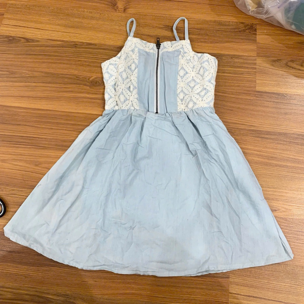 SALE LỖI Váy Jean Mỏng Bé Gái 7-16 Tuổi (21-40kg) Hàng Lỗi Phai Giá Tốt Dễ Phối Đồ Thời Trang L069
