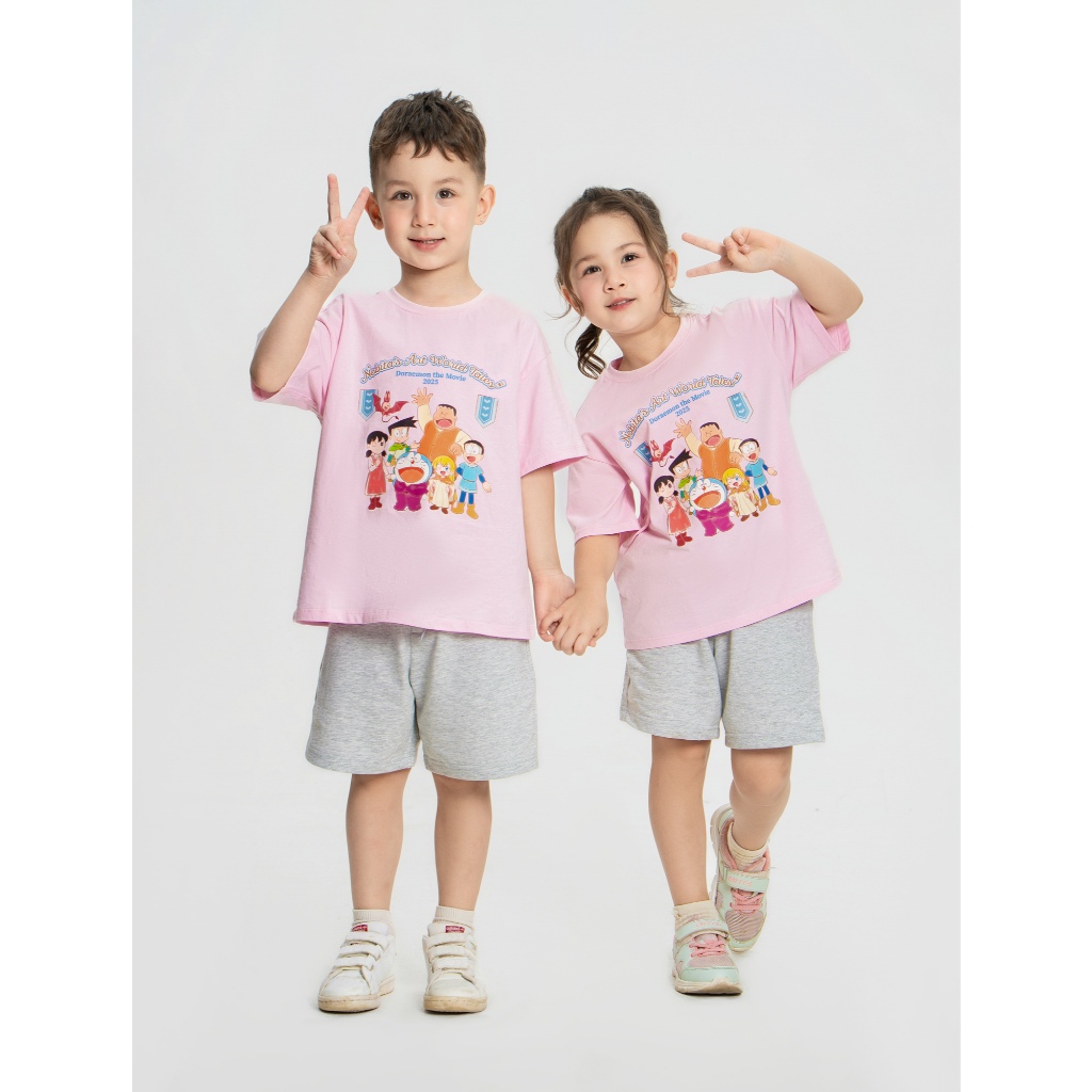 Bộ quần áo unisex trẻ em CANIFA cộc tay quần đùi in hình Doraemon 3ST25S004