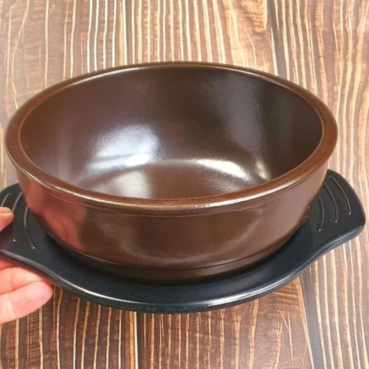 THỐ NÂU ĐẤT NUNG XK HÀN QUỐC -COMBO NỒI+ĐẾ ĐA NĂNG TRỘN CƠM HẦM CANH NẤU TOKBOKKI-DUNG TÍCH 800ML