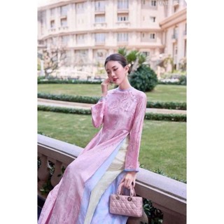 Áo dài thọ dợi.Vải mềm mại, lên dáng tôn form, phù hợp nhiều dịp: lễ, tiệc, sự kiện quan trọng.