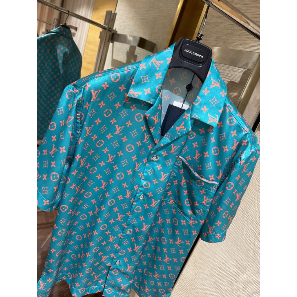 ⚡️[Hight Quality] Áo Sơ Mi Cộc Tay Cổ Bẻ \/ Blue Red Ready - Điểm Nhấn Hoa Quanh Áo Màu Sắc Cao Cấp Nam Nữ