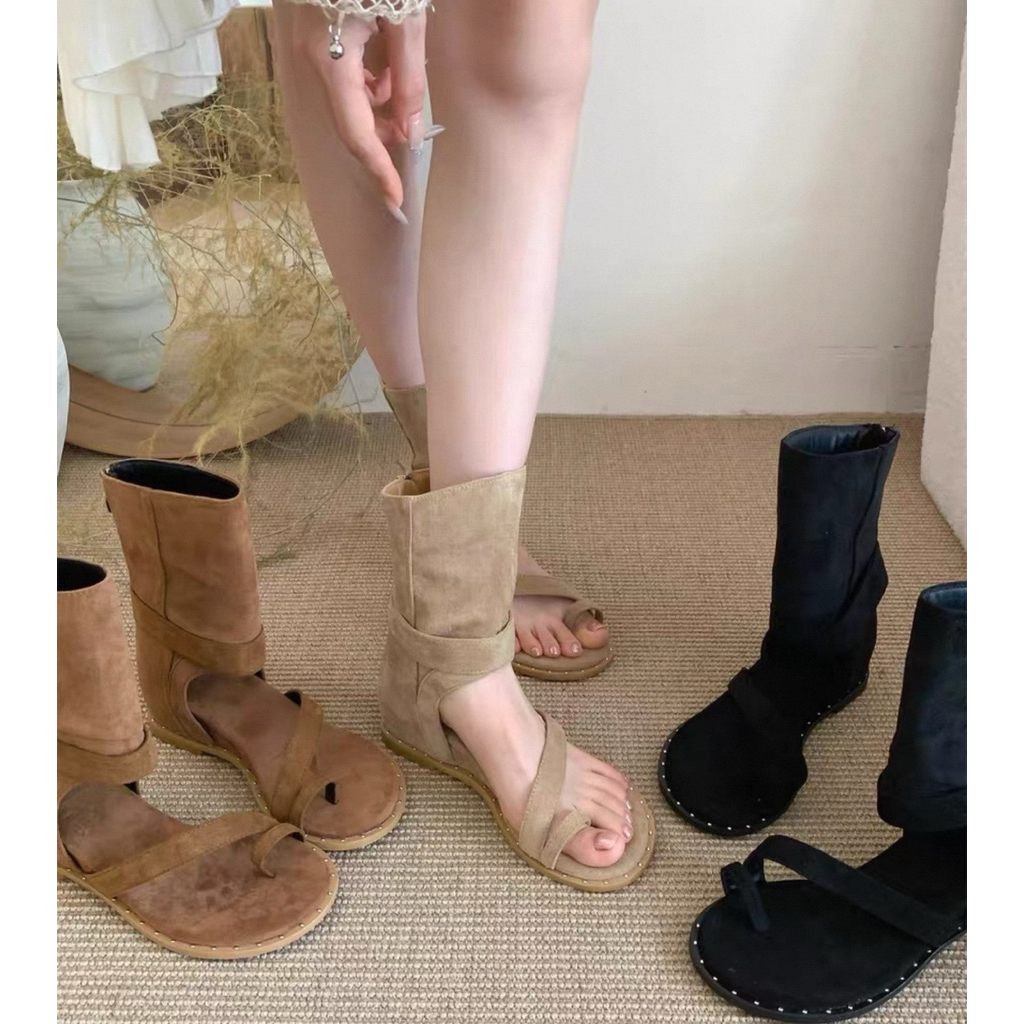 Boots xỏ ngón da lộn cá tính