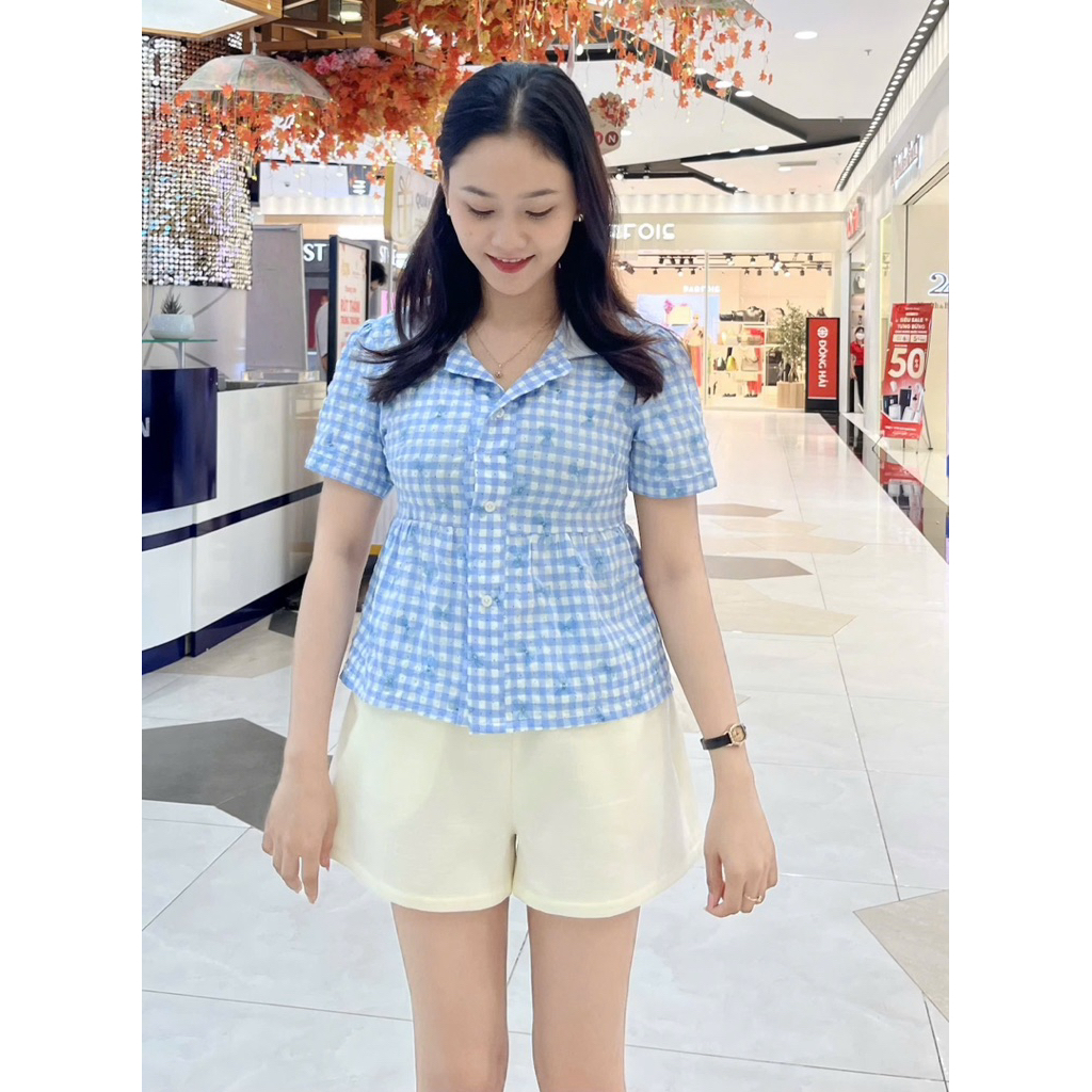 LUMI - Áo sơ mi caro xanh hoạ tiết nơ tay ngắn cổ bẻ dáng babydoll nữ tính mặc đi học, đi chơi