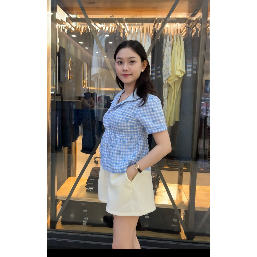 LUMI - Áo sơ mi caro xanh hoạ tiết nơ tay ngắn cổ bẻ dáng babydoll nữ tính mặc đi học, đi chơi