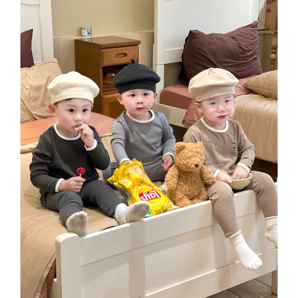 Set bộ đồ bé trai bé gái cotton gân xuất Hàn co giãn mềm mịn 3 màu size 90-150 (8-24kg) HH08