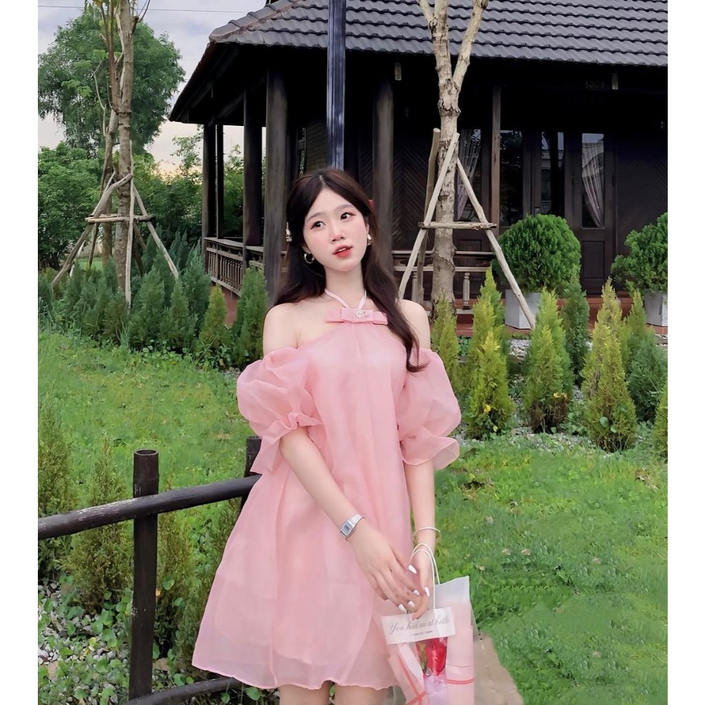 Váy tiểu thư trễ vai tay bồng dáng rộng chất voan 2 lớp nơ ghim cài áo đính đá Đầm hở vai cổ yếm bánh bèo T100G