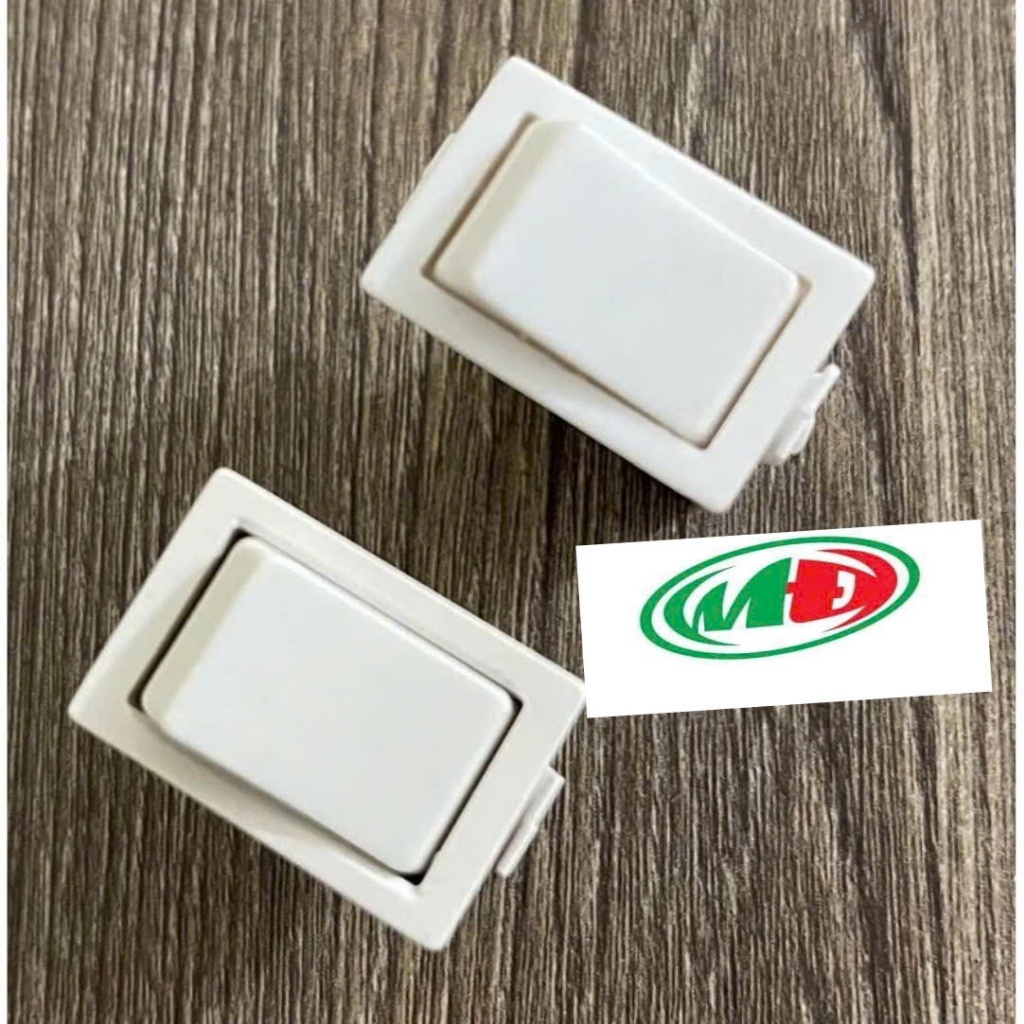 công tắc đèn sưởi 10A