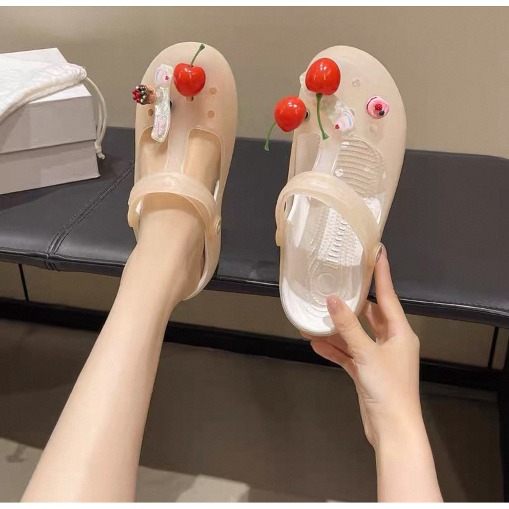 Dép nhựa hoạt hình dễ thương