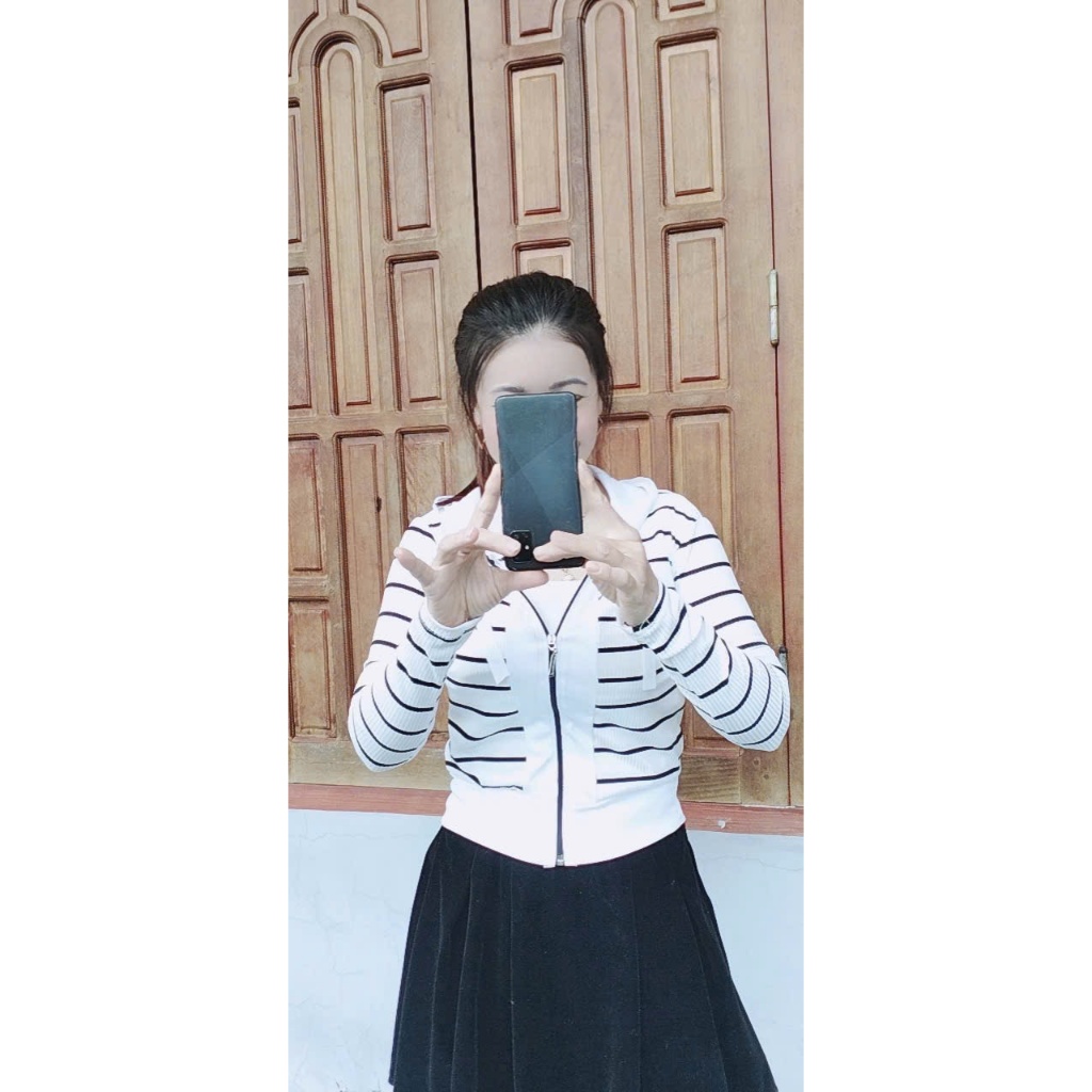 Mẫu Khoác Sọc form Lửng, Chất Gân Tăm Mềm Mịn ,form Dáng Trẻ Trung Xinh Xắn( Có 2 Túi Trong)