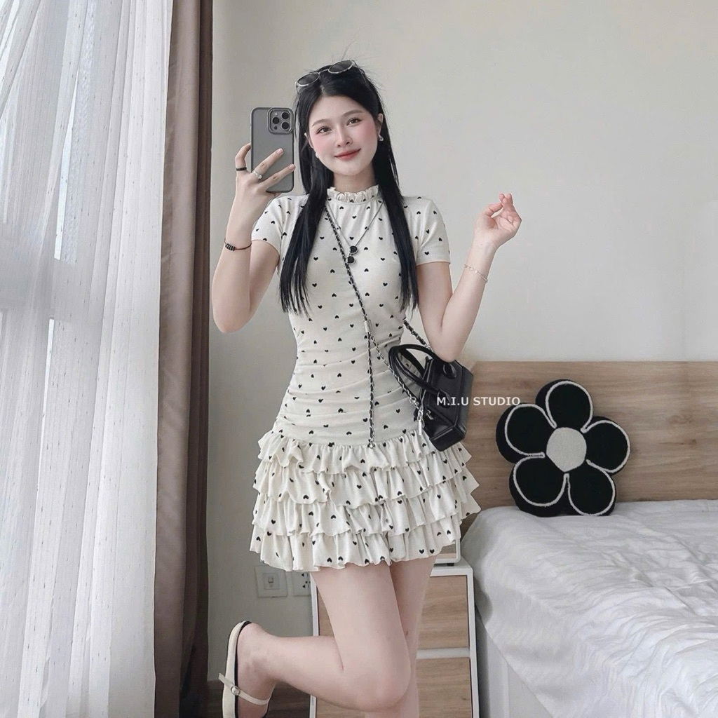 MIU.STUDIO • Váy tim cổ bèo cộc tay thiết kế chân ngắn xoè xếp tầng bèo nhún eo tôn dáng  (kèm quần bảo hộ)