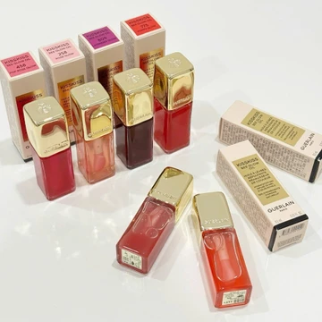 [LIP OIL GUER·LAIN] Dầu Dưỡng Môi Có Màu Chứa 92% Từ Mật Ong Tự Nhiên Guer·lain KissKiss Bee Glow Oil 9.5ml