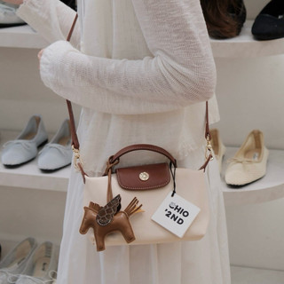 Túi Quai Xách Dù Chio Kèm Charm Ngựa Đủ màu Túi Đeo Chéo Chio2nd