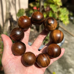Vòng tay gỗ thơm Bách Xanh mộc châu Lõi Gốc Già hàng kỹ từng viên giá xưởng làng nghề tiện