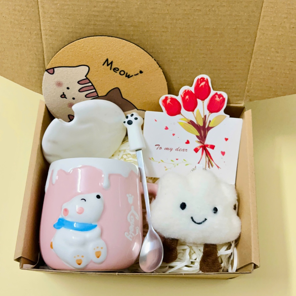 [Hỏa Tốc] Set Quà Cốc Ly Sứ Lovely Gấu Đeo Khăn Mùa Đông Kèm Gấu, Thiệp, Lót Ly Quà Tặng Tốt Nghiệp, Sinh nhật