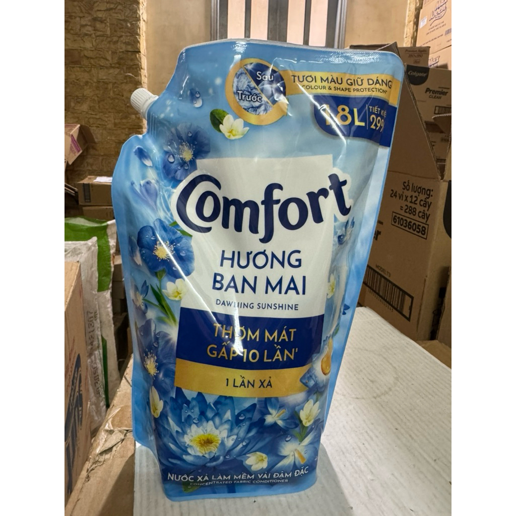 Nước xả vải Comfort Xanh 1 Lần Xả Túi 1,8l tặng