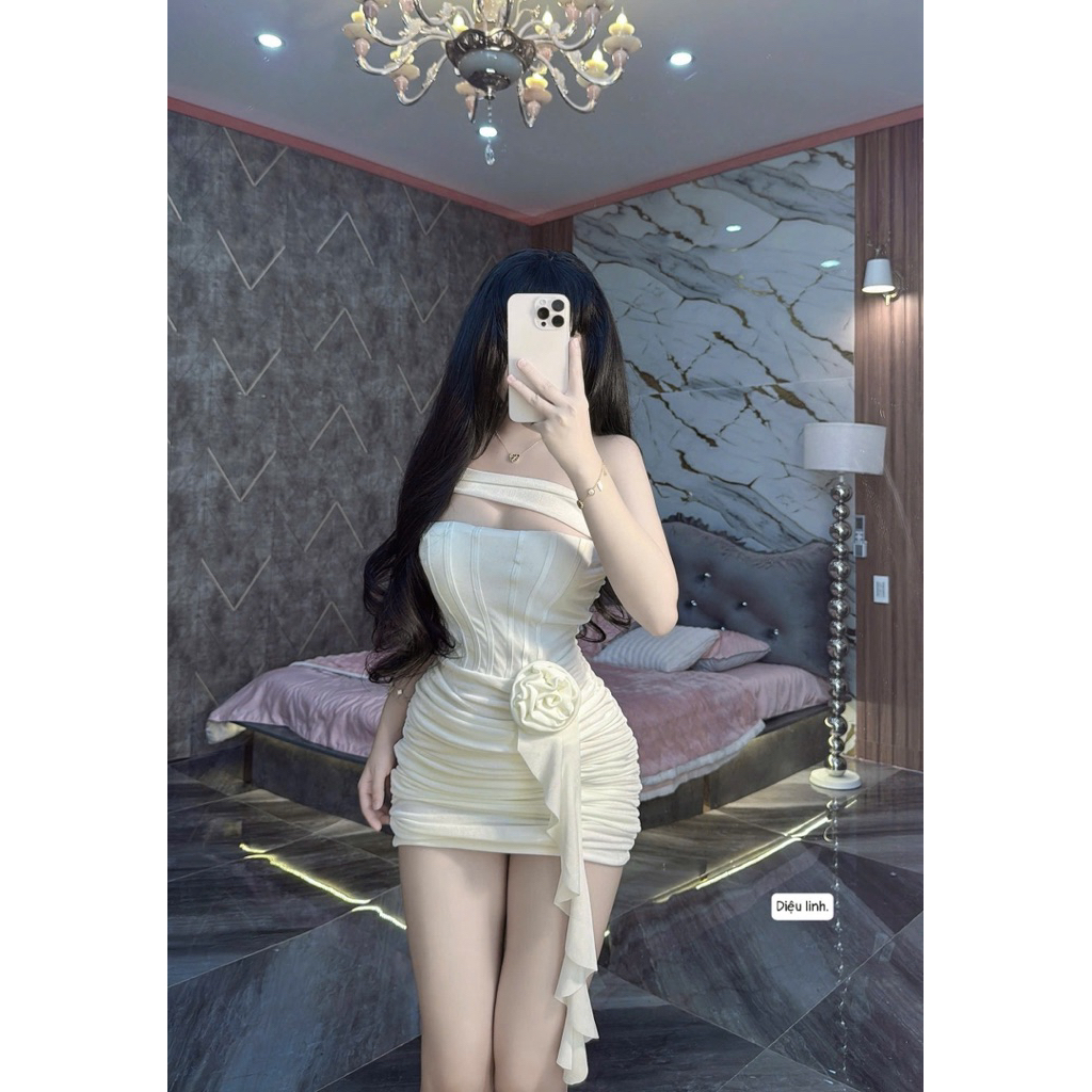 Đầm quây nhúng đính hoa tà eo ôm body