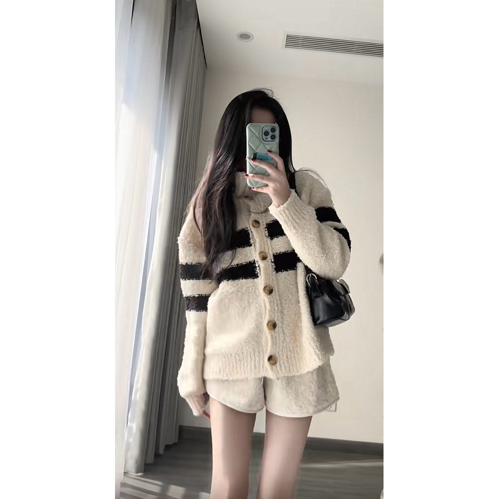 Áo len cao cổ khuy phối hàng QC 8001