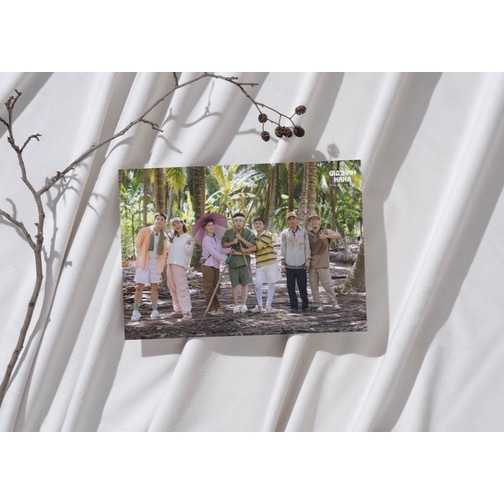 Thiệp postcard bưu thiếp A6 chương trình Gia đình haha Jun Phạm, Ngọc Thanh Tâm, Bùi Công Nam, Rhymastic, Duy Khánh