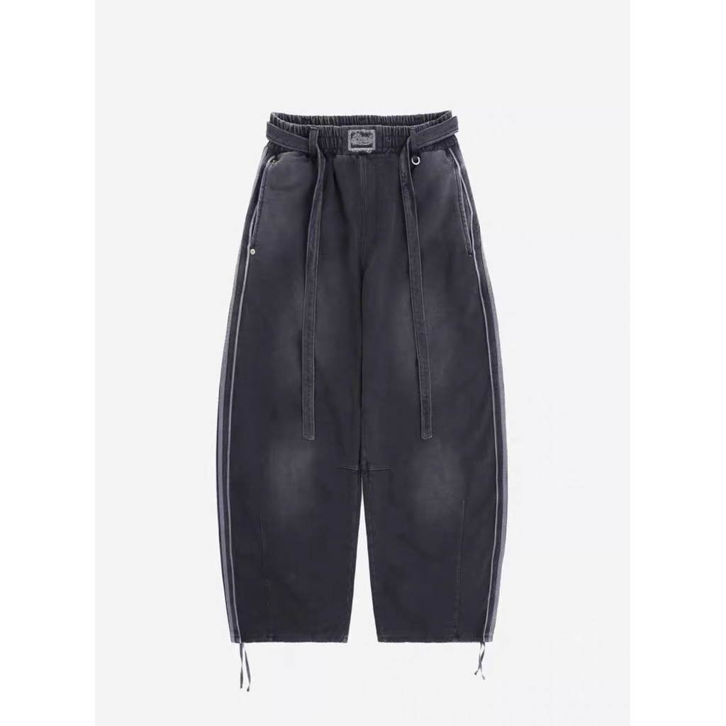 Quần jeans Badblood ống rộng màu đen