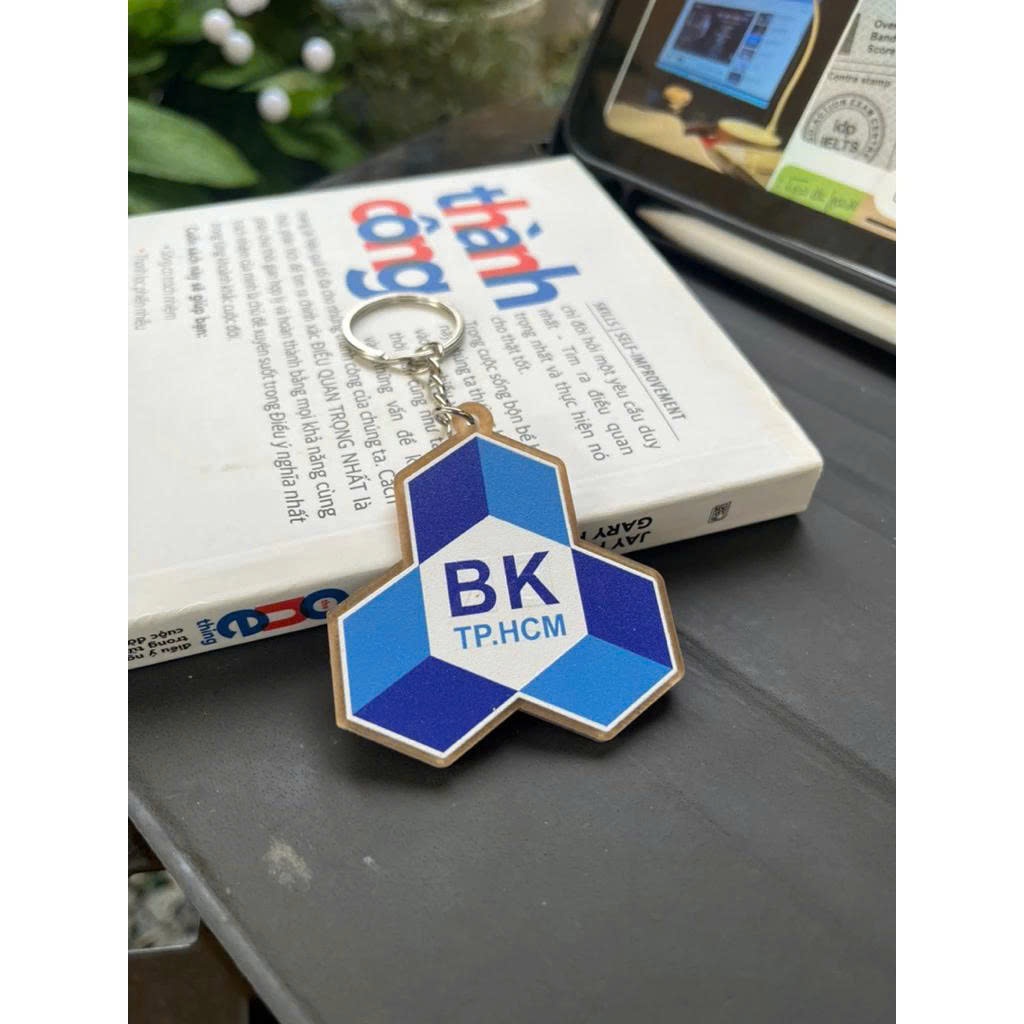 Móc Khoá Logo, Móc Khoá Logo Trường Đại Học Cao Đẳng Học Viện In Theo Yêu Cầu 2 Mặt Acrylic Dùng Làm Quà Tặng -SakuMai