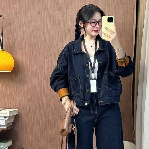 Áo Khoác Jean Bò Nữ Phối Tay Nâu Basic Cá Tính Joolate Áo Khoác Thu Đông Đi Học Đi Chơi