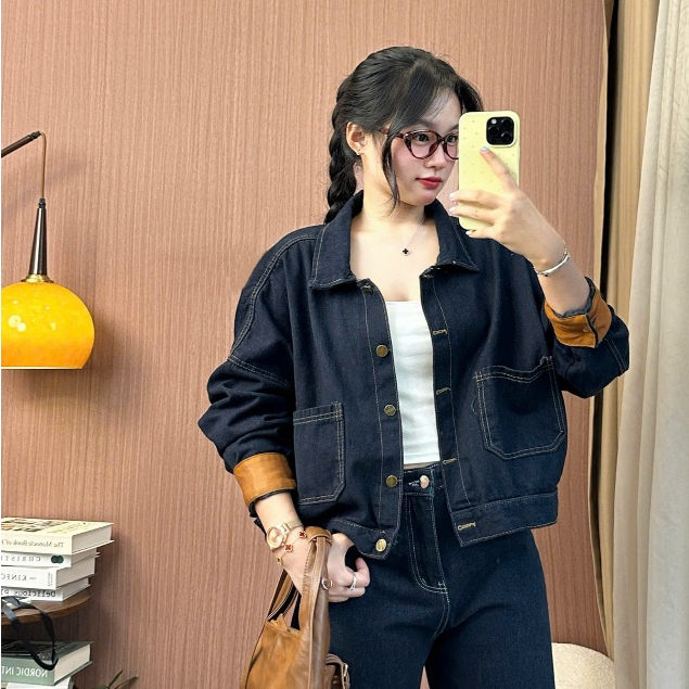 Áo Khoác Jean Bò Nữ Phối Tay Nâu Basic Cá Tính Joolate Áo Khoác Thu Đông Đi Học Đi Chơi
