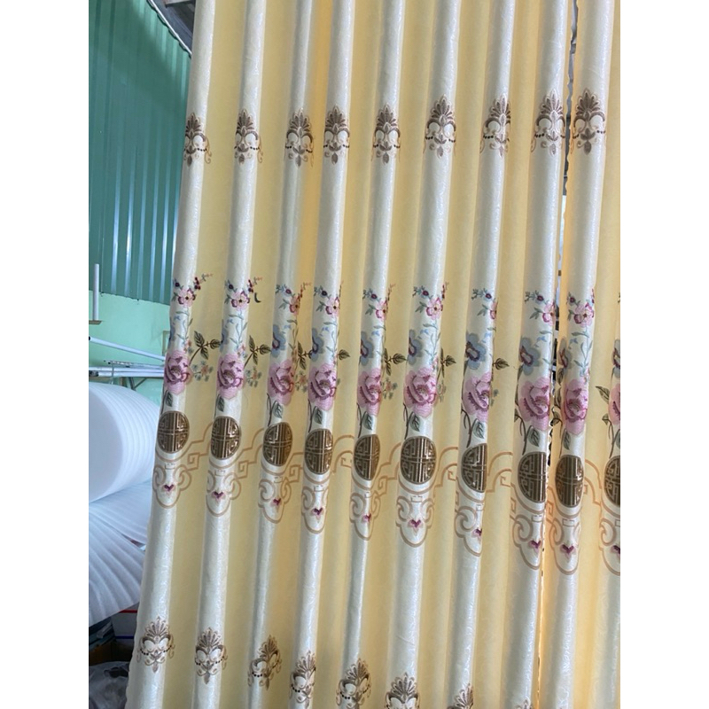 1 TẤM GẤM THÊU MÀU  VÀNG PHỐI CHÂN REN  CHƯA CÓ CÂY TREO - TREO 1 TẤM MUA 1 TẤM _TREO 2 TẤM MUA 2 TẤM RÈM CỬA VIỆT HÀN