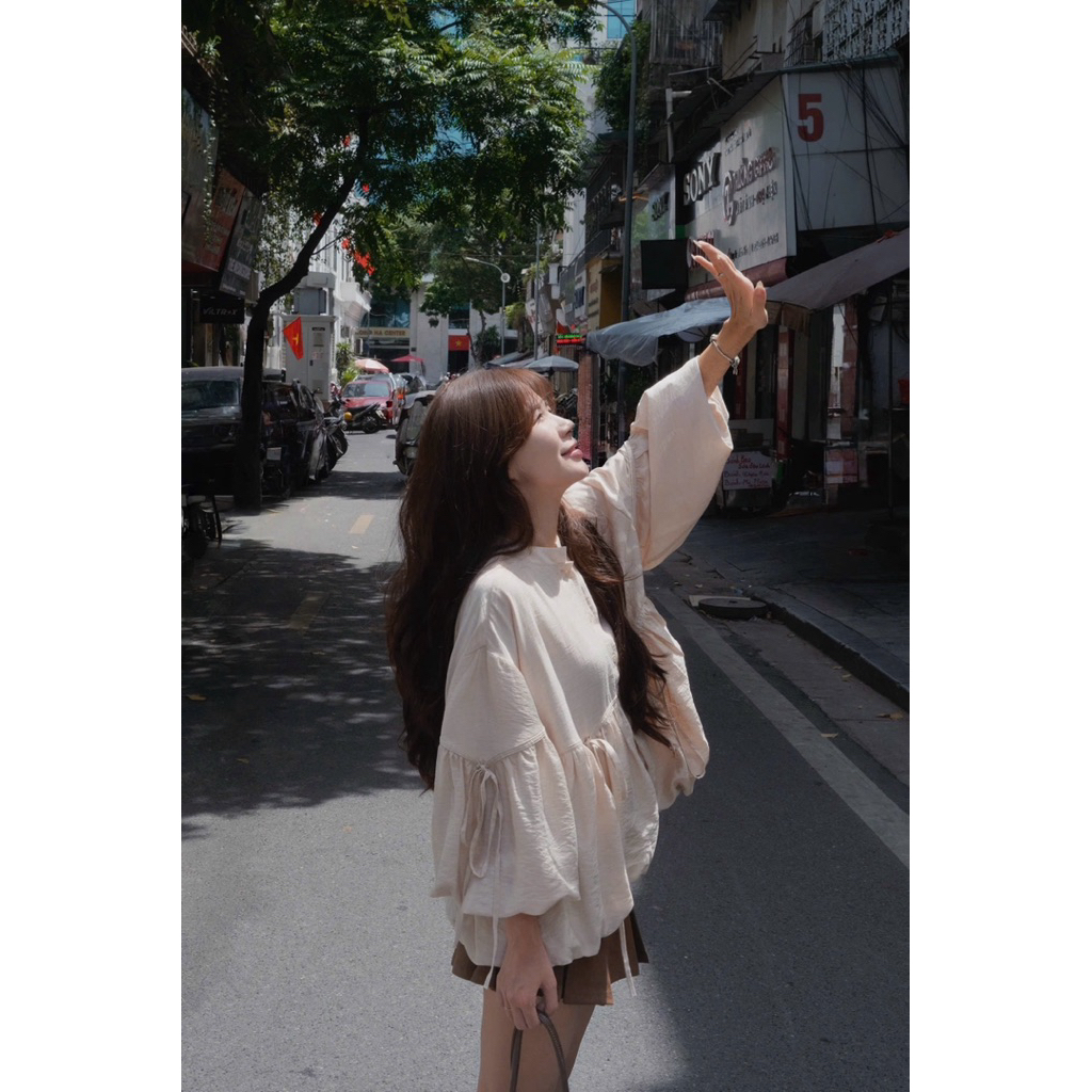 Áo đũi phồng babydoll dây nơ tay dài cài cúc Nữ the.sweaterweather TSW