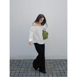 𝙉𝘼𝙉𝙔 𝙏𝙊𝙋 - Áo Linen bẹt vai dài tay