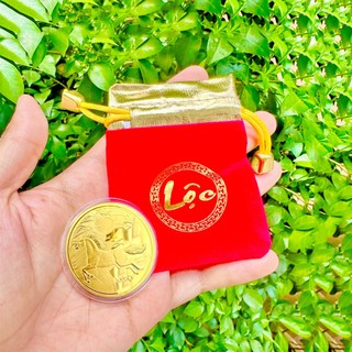 🌸BÁN CHẠY🌸 Đồng xu con Ngựa Vàng bằng kim loại , mặt sau chữ Lộc - tặng kèm túi gấm đỏ chữ LỘC