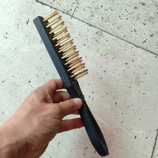 Bản Chải Sắt Cán Thẳng Loại To Sợi Vàng Cọ Gỉ Sét Đánh Chà Vỉ Nướng