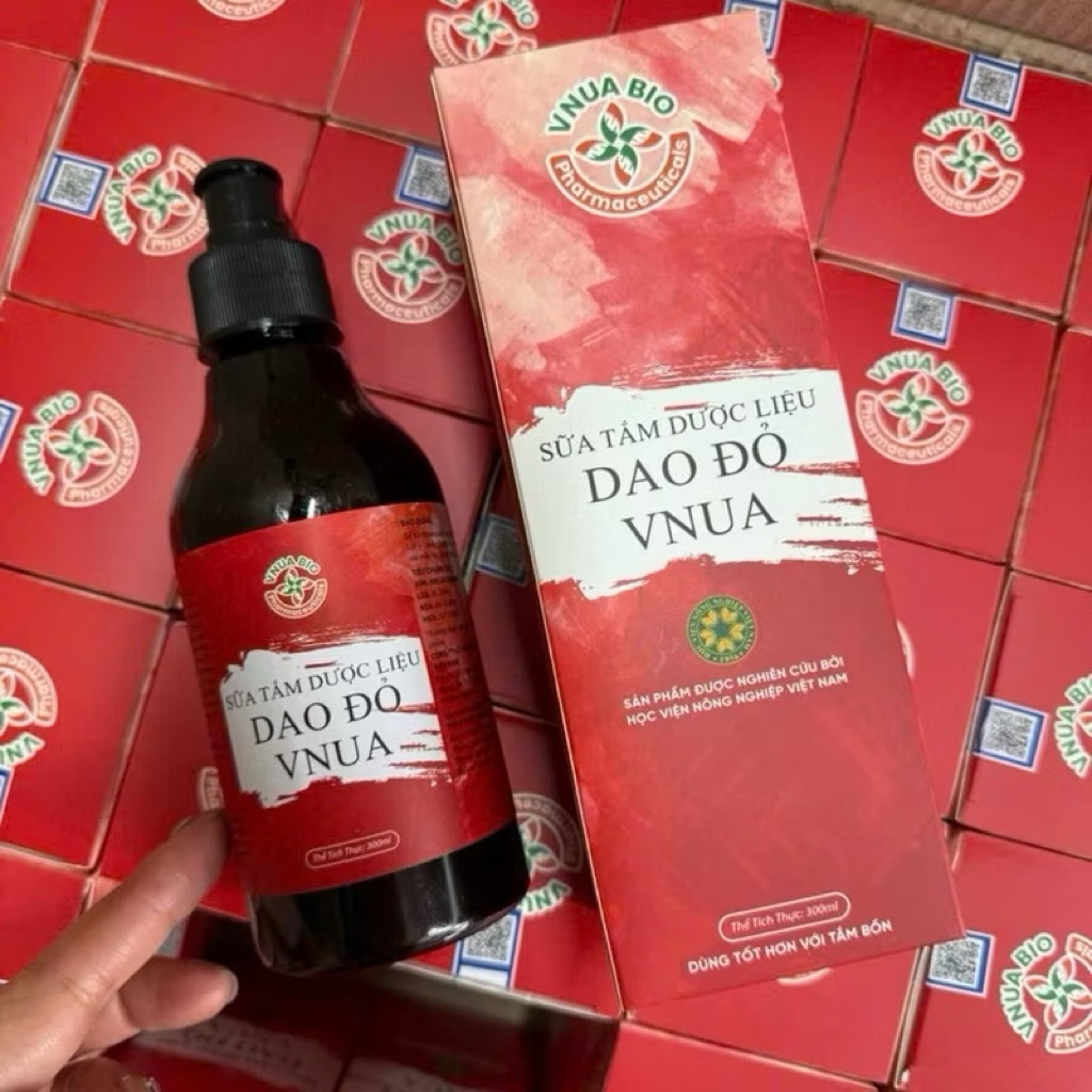 (Combo 3 )chai sữa tắm thảo dược dao đỏ , sữa tắm làm trắng da không bắt nắng