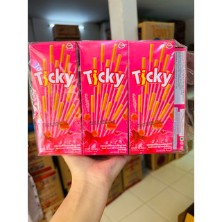 Bánh que đũa Ticky Thái Lan vị socola ,vị  dâu lốc (13 hộp)