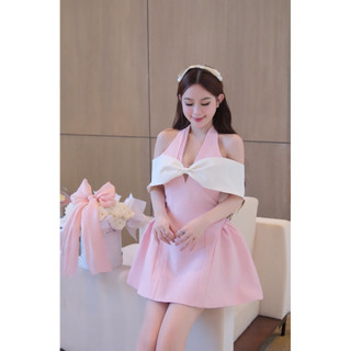 Haly Lady Dress Váy tweed dáng xoè chiết eo Thiết kế cổ yếm nơ ngang vai siêu xinh
