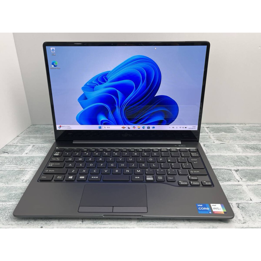 Laptop Fujitsu LIFEBOOK CH90/E3 | Core i5-1135G7 Gen 11 | RAM 8GB