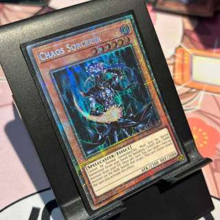 [ Bài Yugioh Chính Hãng ] Chaos Sorcerer - MP25-EN019 - Starlight Rare 1st Edition