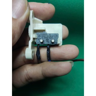Bộ Công Tắc Phụ / Công Tắc An Toàn Máy Xay Ép Đa Năng Bluestone BLB-5343 – 250W – Hàng Tháo Máy Đã Test Tốt