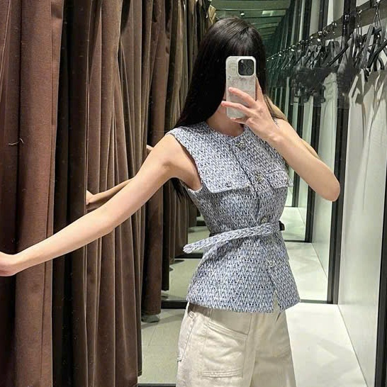 O.urs | Áo Vest cổ tròn màu xanh thắt lưng belt không tay kiểu Pháp, phong cách thanh lịch