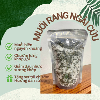 Muối biển rang ngải cứu chườm lưng, đầu gối, cổ và lòng bàn chân giảm đau lưng, đau cơ xương khớp